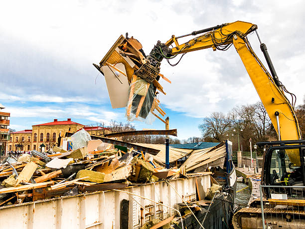 Best Professional Junk Removal  in Greenfield, OH